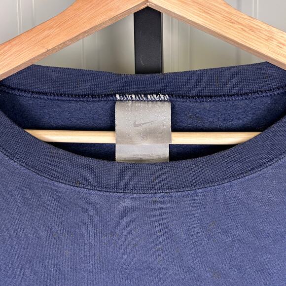 Nike Silver Tag 00s Spellout Embroidered XL Essential Crewneck - Picture 3 of 6